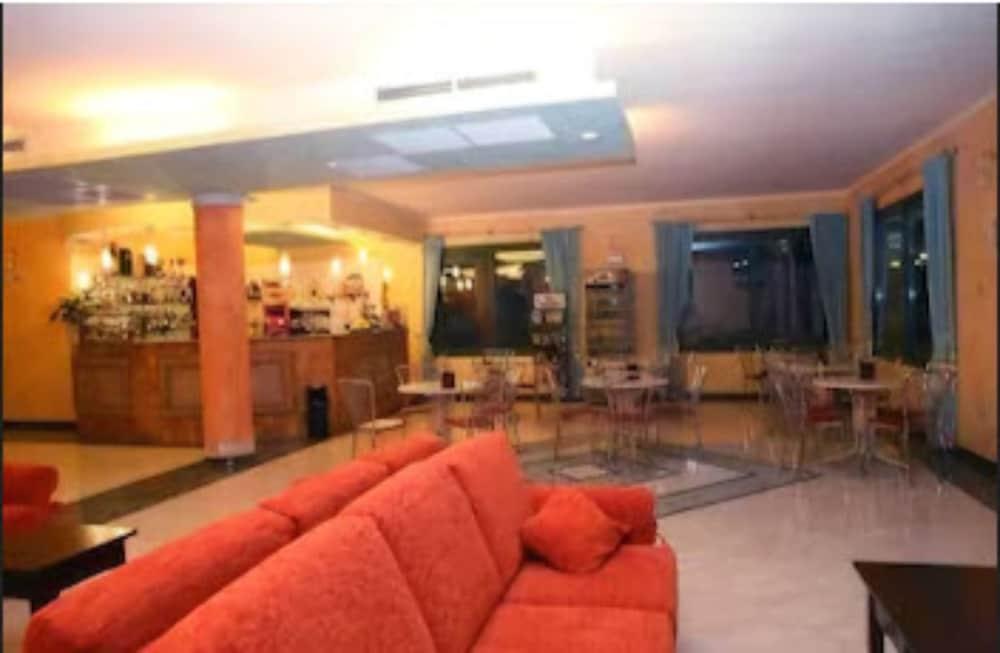 Hotel Baia Marina Orosei Exterior foto